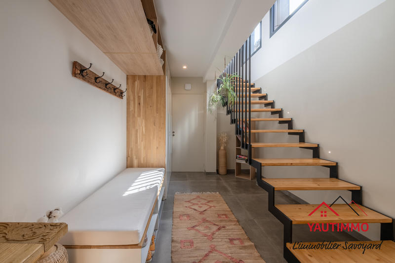 Maison - 190 m² - 6 pièces