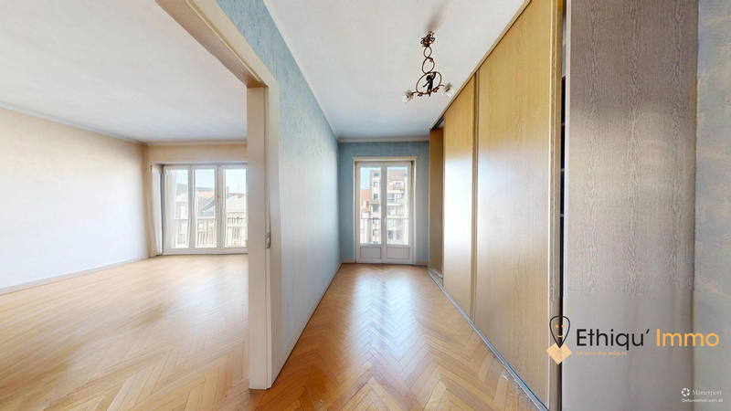 Appartement - 81 m² - 3 pièces