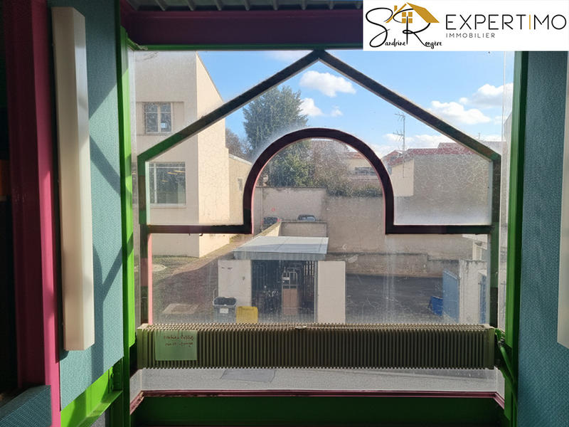 Maison - 320 m² - 5 pièces