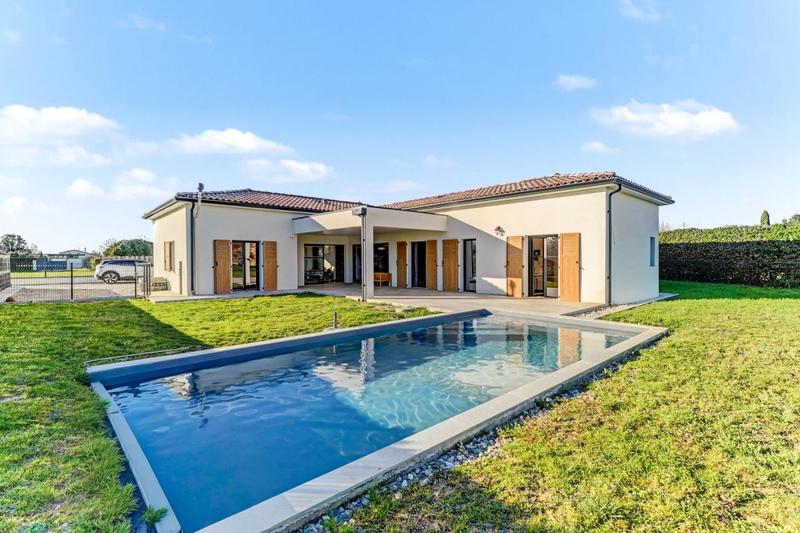 Maison - 140 m² - 4 pièces