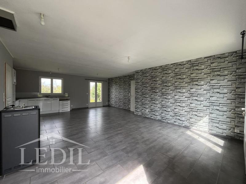 Maison - 96 m² - 4 pièces