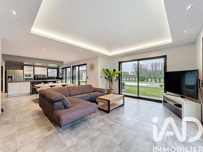 Maison - 136 m² - 7 pièces