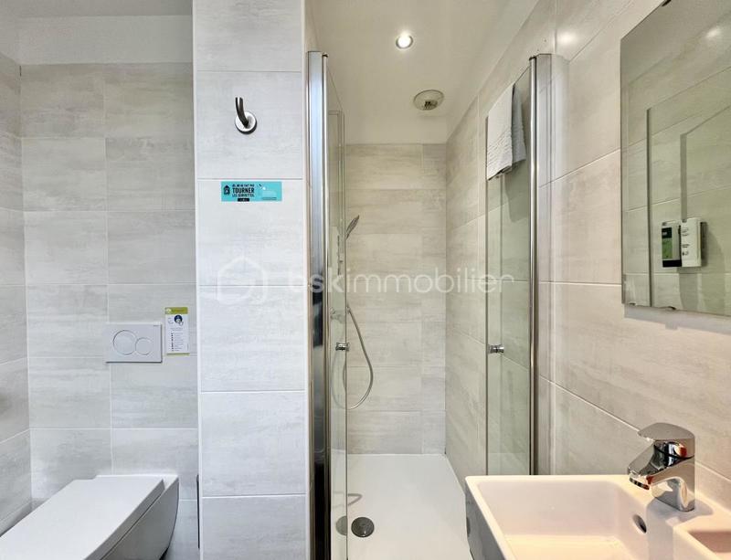 Bureau - 1 300 m² - 38 pièces