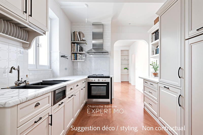 Maison de village - 257 m² - 10 pièces