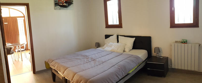 Maison - 235 m² - 10 pièces