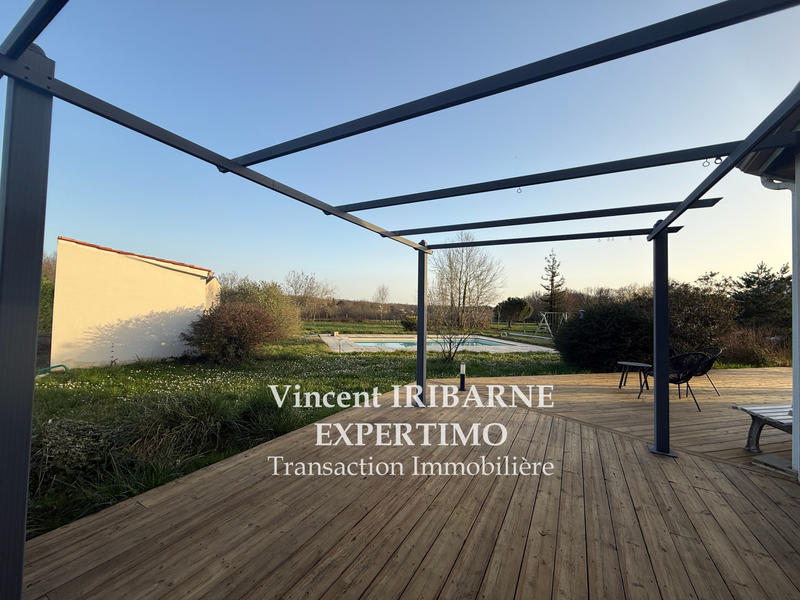 Maison - 146 m² - 6 pièces