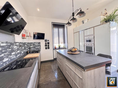 Maison ancienne - 152 m² - 4 pièces