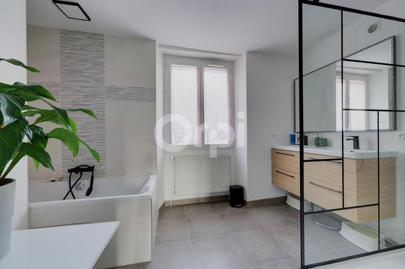 Villa - 190 m² - 7 pièces