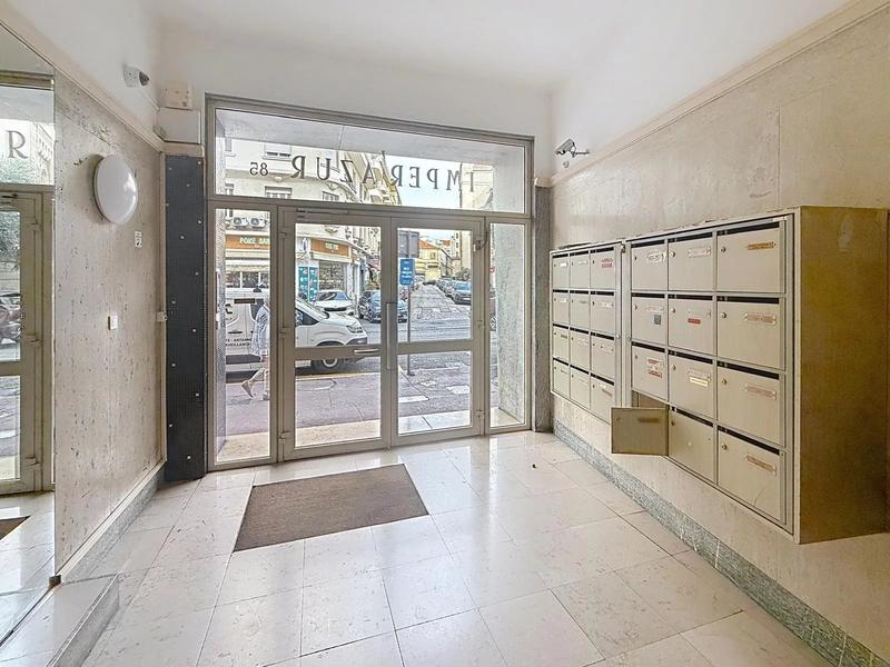 Appartement - 82 m² - 3 pièces