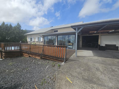 Villa - 243 m² - 8 pièces