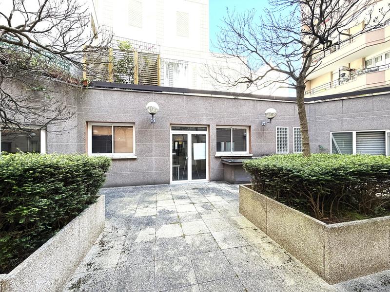 Bureau - 206 m² - 6 pièces