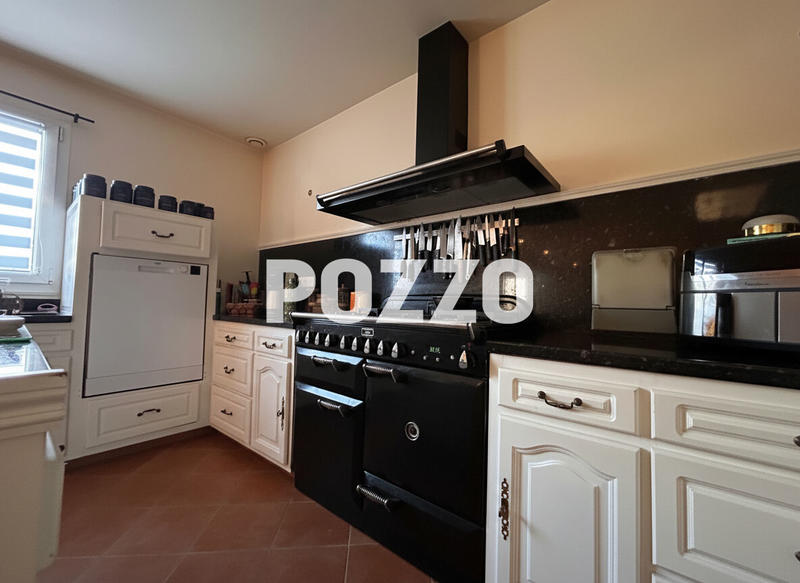Maison - 157 m² - 5 pièces