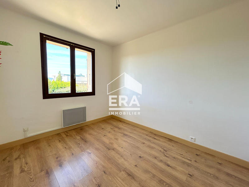 Maison - 93 m² - 5 pièces