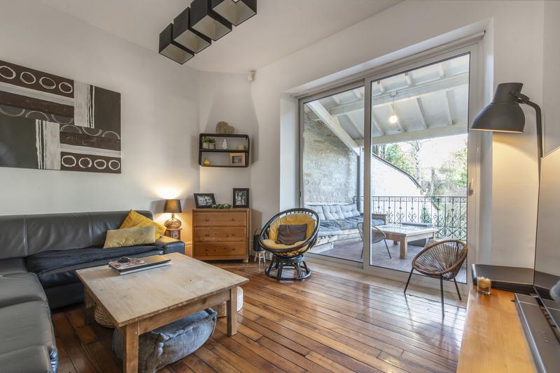 Maison - 210 m² - 8 pièces