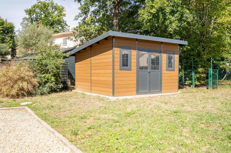 Maison - 270 m² - 7 pièces