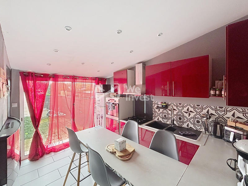 Maison - 65 m² - 5 pièces