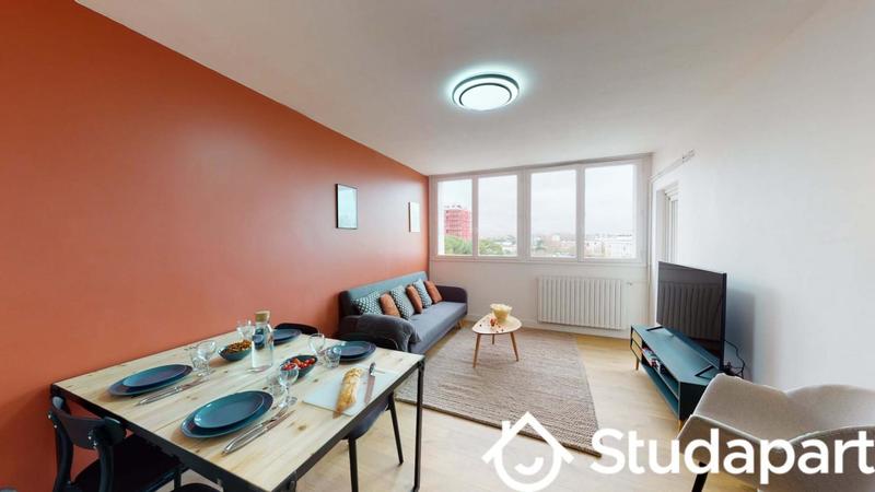 Chambre - 9 m² - 1 pièce