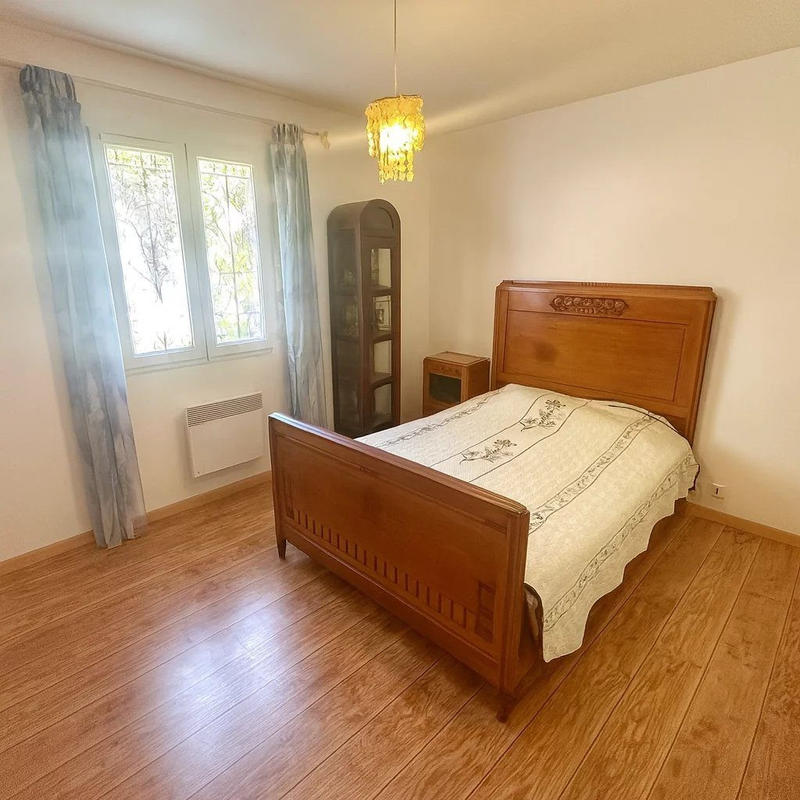 Villa - 100 m² - 6 pièces