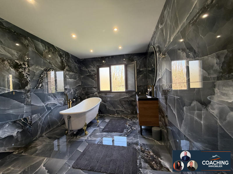 Maison - 150 m² - 5 pièces