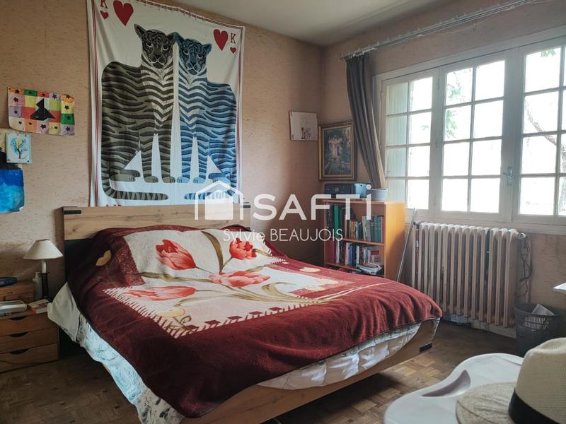 Maison - 244 m² - 8 pièces