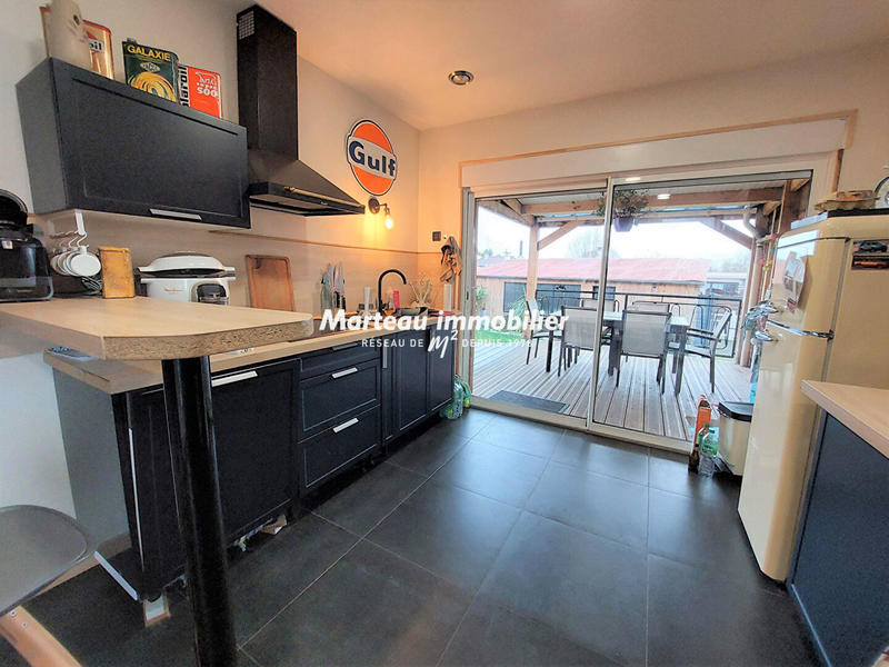 Maison - 99 m² - 4 pièces