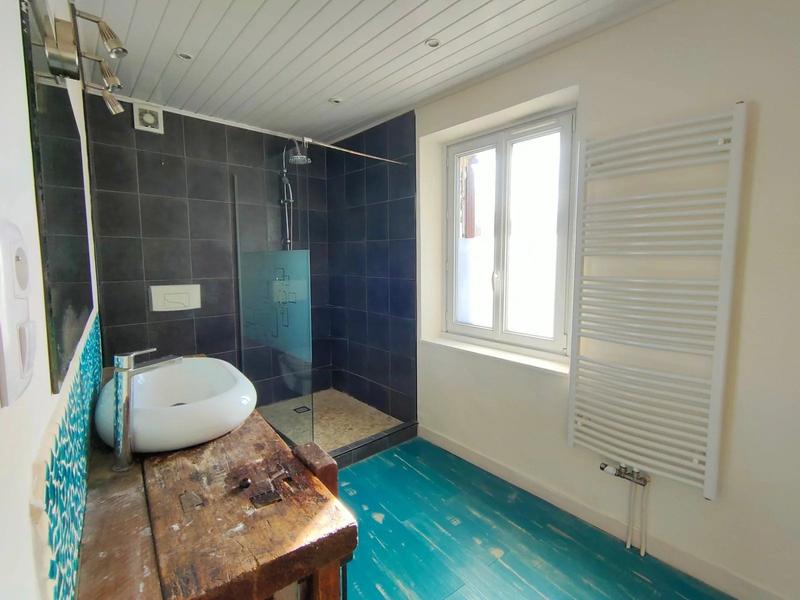 Maison - 276 m² - 11 pièces