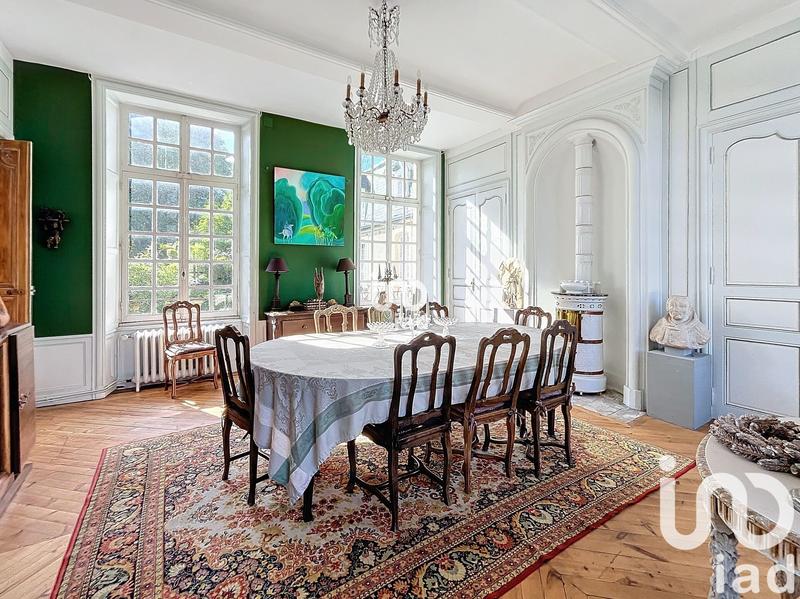 Maison - 416 m² - 17 pièces