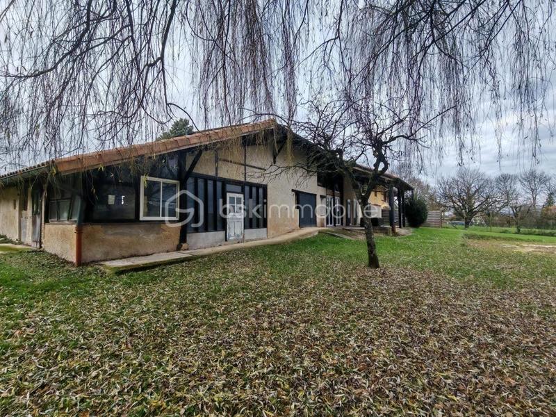 Corps de ferme - 171 m² - 8 pièces