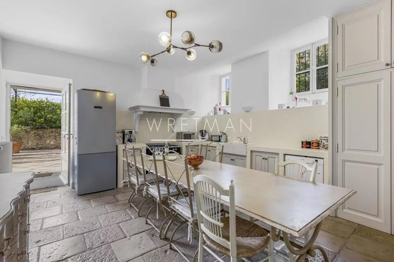 Bastide - 433 m² - 14 pièces