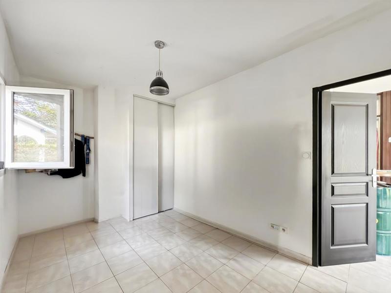 Appartement - 77 m² - 3 pièces