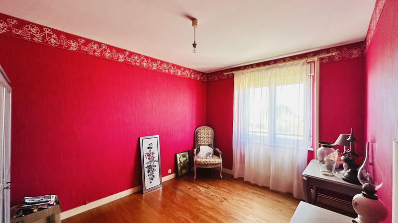 Maison - 153 m² - 10 pièces