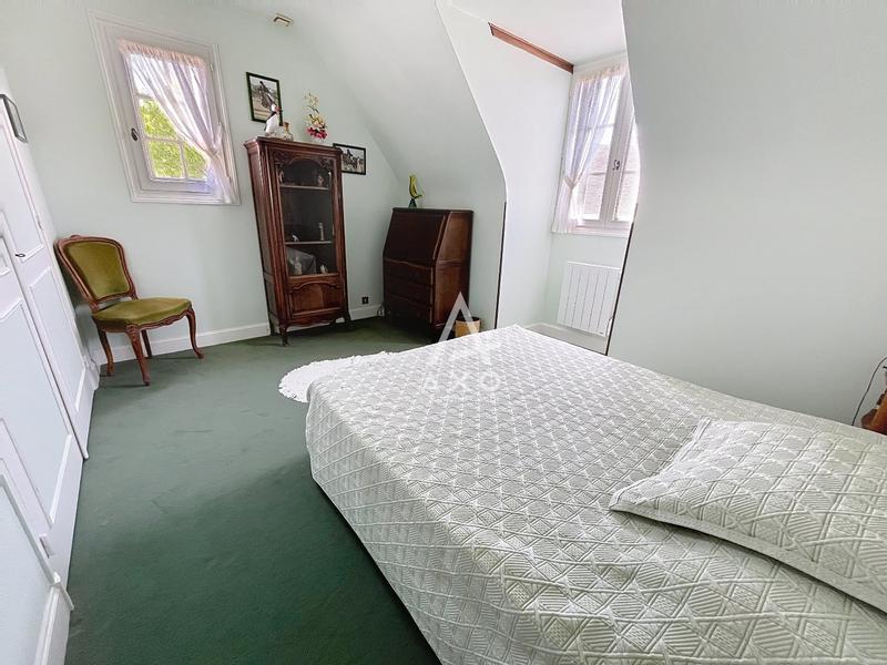 Maison - 166 m² - 6 pièces