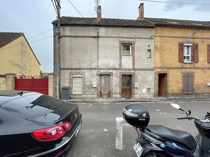 Immeuble - 140 m² - 7 pièces