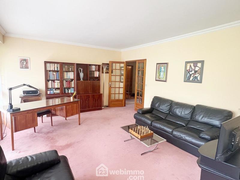 Appartement - 90 m² - 4 pièces