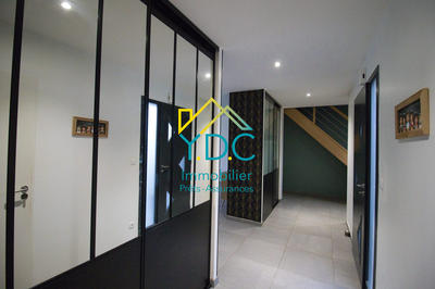 Maison contemporaine - 232 m² - 7 pièces