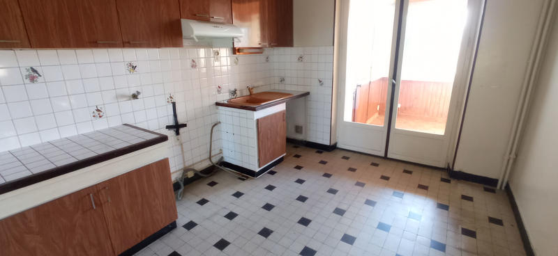 Maison - 99 m² - 5 pièces