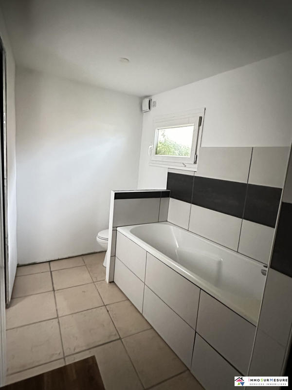 Maison - 91 m² - 5 pièces