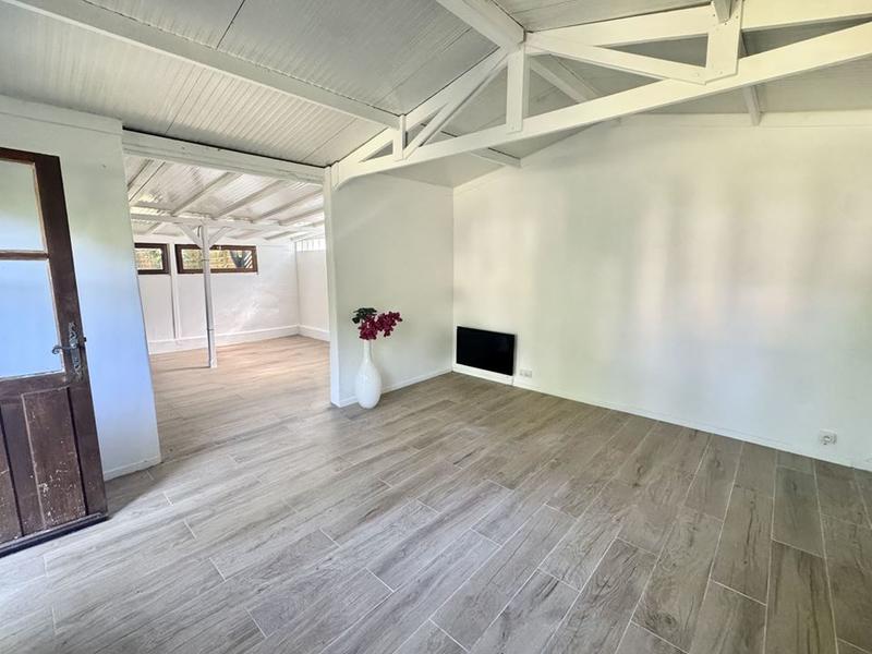 Maison traditionnelle - 147 m² - 6 pièces