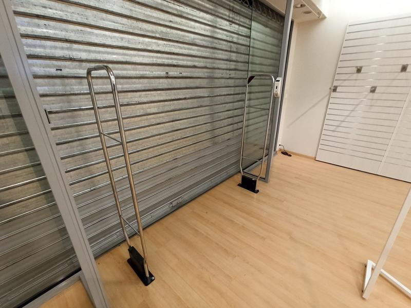 Local commercial - 128 m²