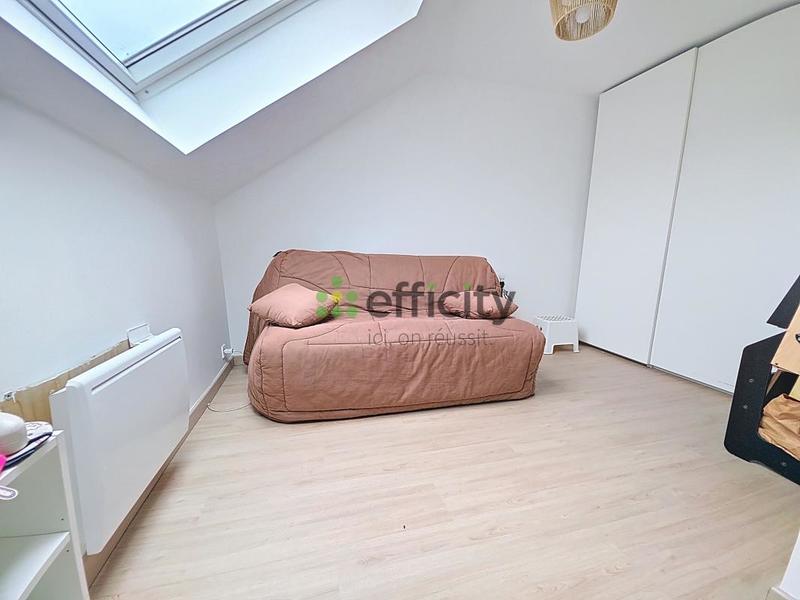 Pavillon - 200 m² - 7 pièces