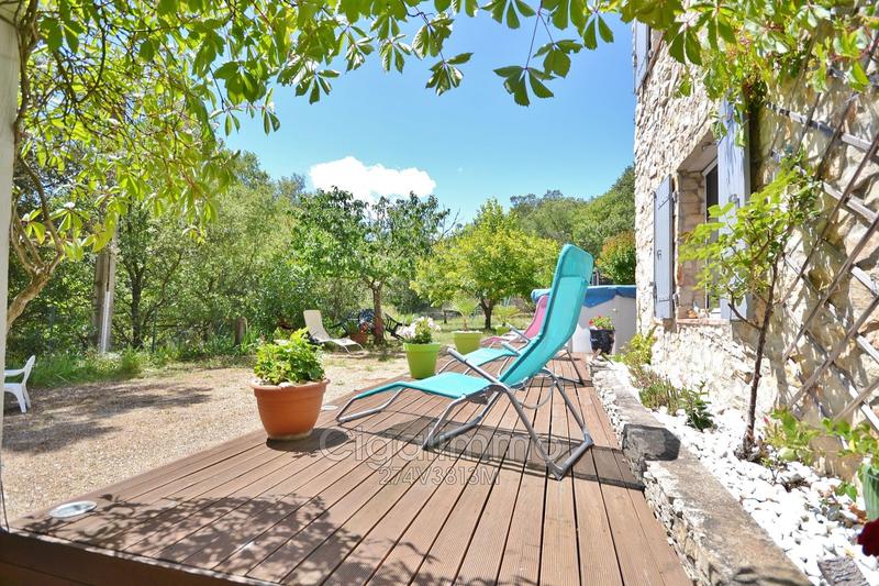 Maison en pierre - 57 m² - 4 pièces