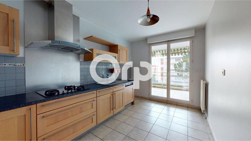 Appartement - 75 m² - 3 pièces