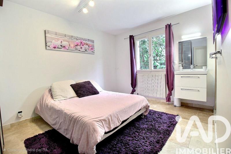 Maison - 200 m² - 5 pièces