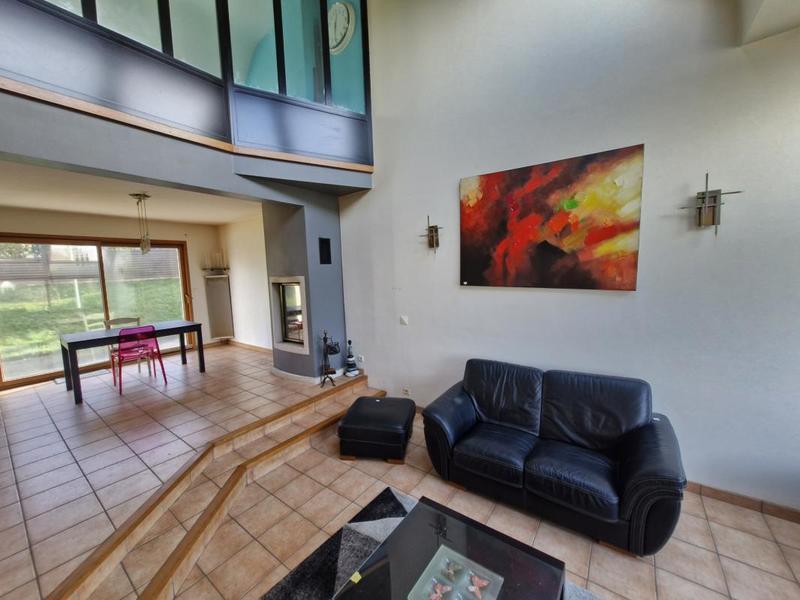 Maison - 92 m² - 5 pièces