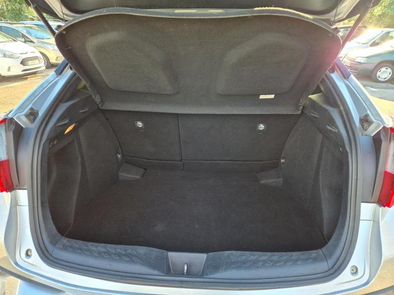 Toyota c-Hr 122h Hybrid Distinctive E-Cvt