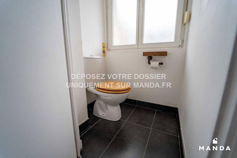 Chambre - 10 m² - 6 pièces