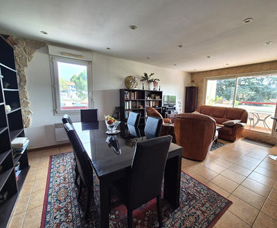 Appartement - 82 m² - 4 pièces