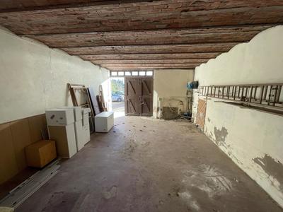 Appartement - 90 m² - 2 pièces