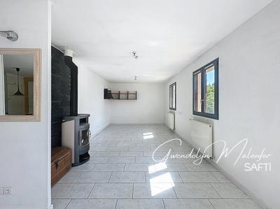 Maison - 192 m² - 8 pièces