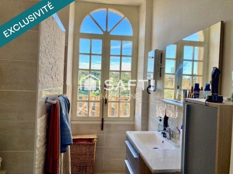 Maison - 190 m² - 5 pièces